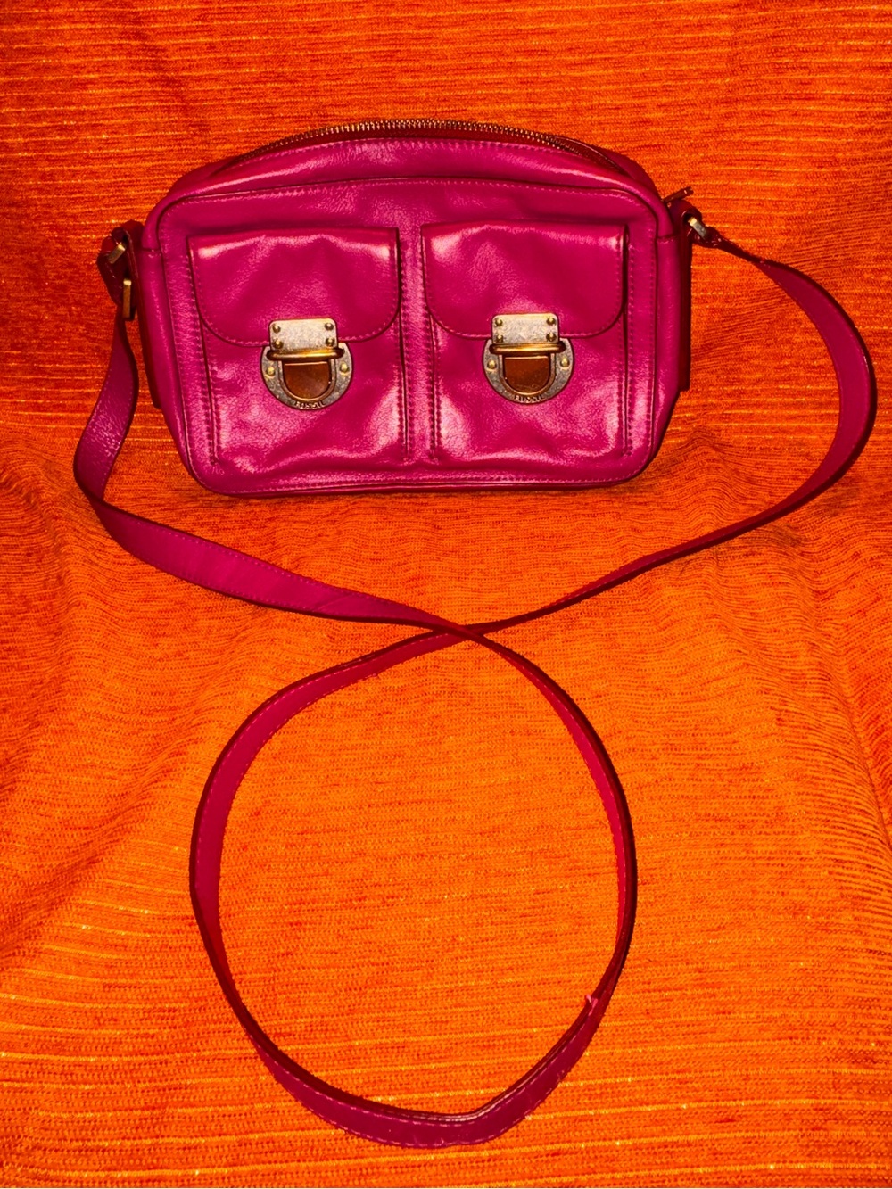 Fossil Fuchsia Leather Crossbody Bag with Front Pockets